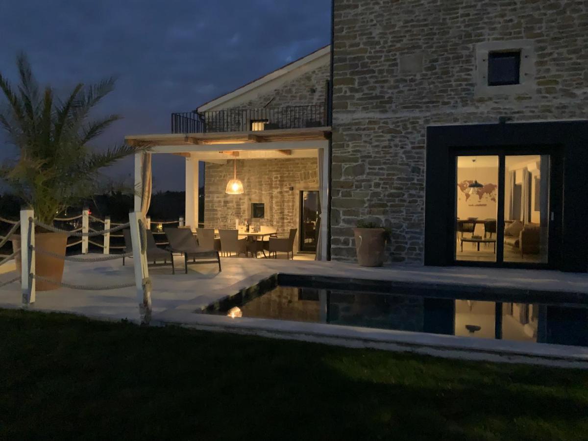 Villa Carica Krasica  Eksteriør bilde